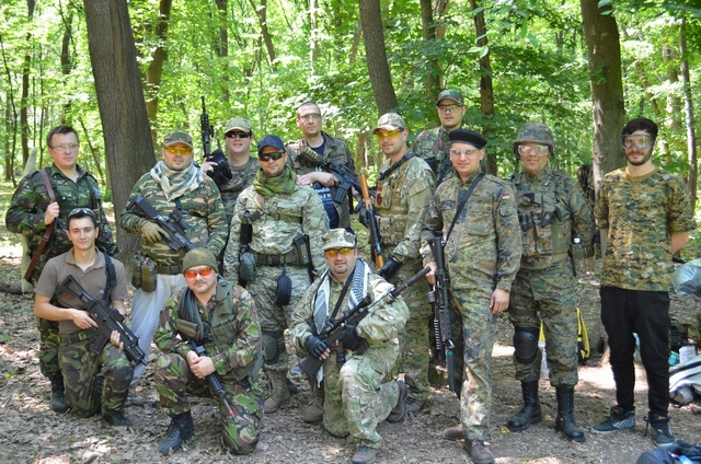 Airsoftistii de la Balotesti 06.05.2012